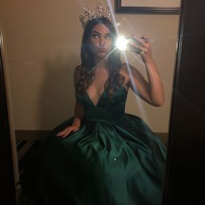 Meet your Posher, Olivia